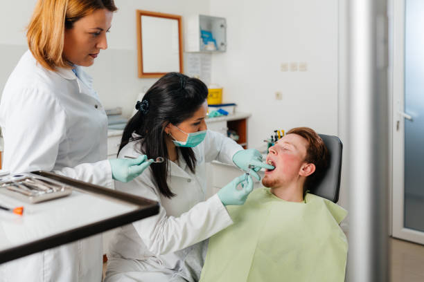 Best Emergency Gum Treatment in Madeira, OH